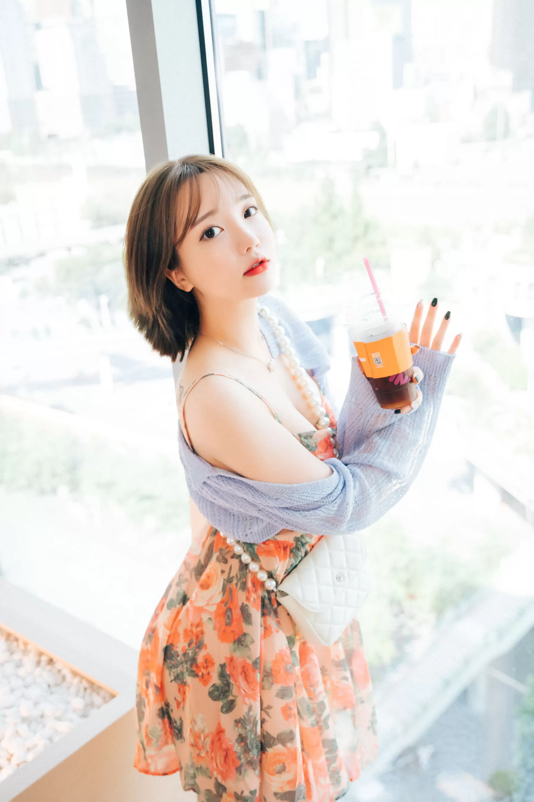 [LOOZY] Yeeun - Lover In Hotel Vol.461367-3