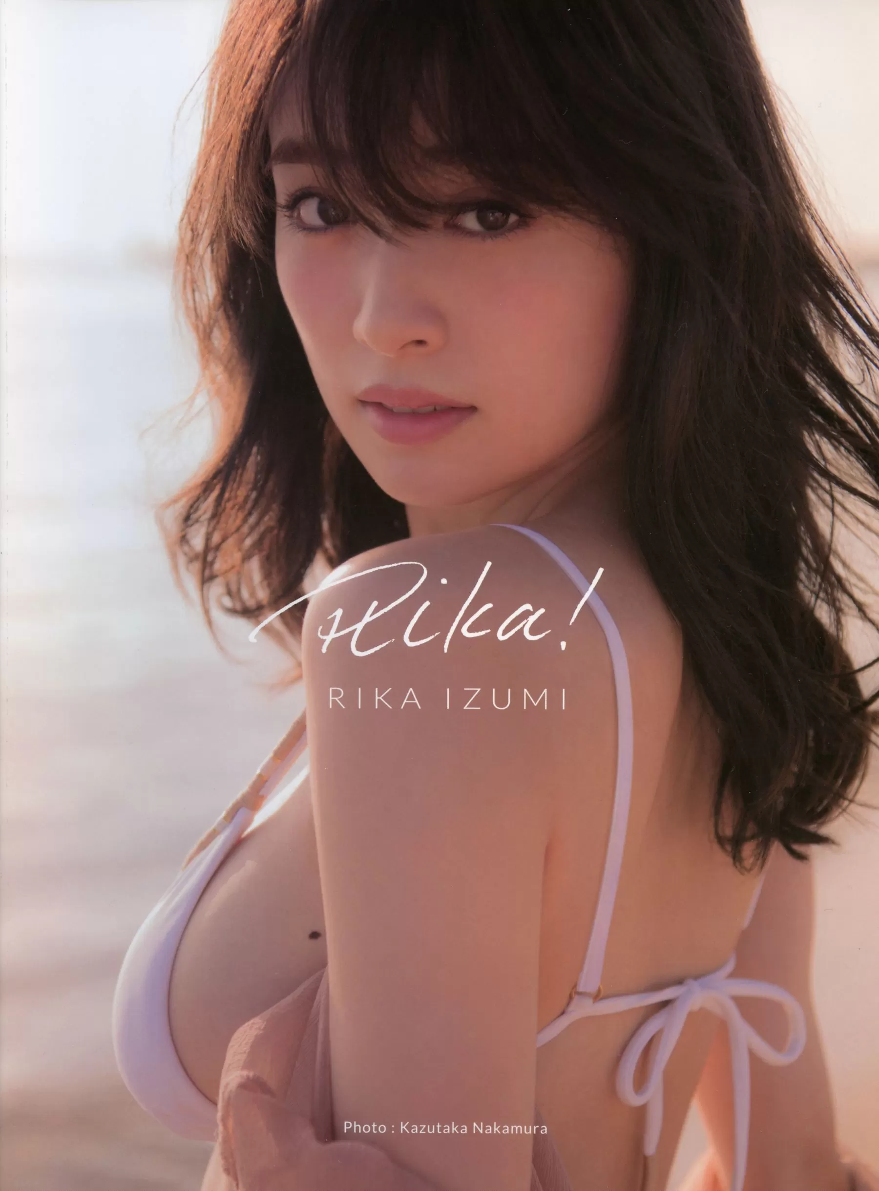 Rika Izumi 泉里香 1st Photobook「Rika!」 Vol.163219-5